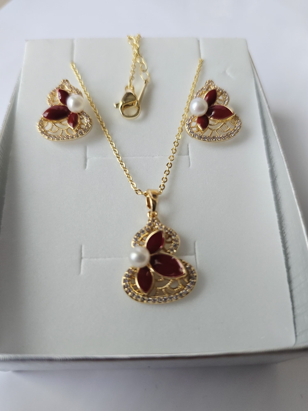 Jewelry Set - S925 Needle, Red Leaf‎ Design & Pearl Set - NEW